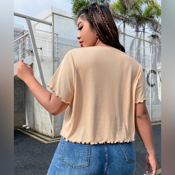 SHEIN EZwear Plus Heart Cut-Out Cropped Tee | Apricot | 1XL - Picture 2 of 5